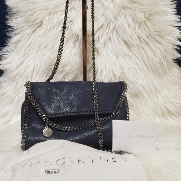 Sling Bag - Picture 3 of 6